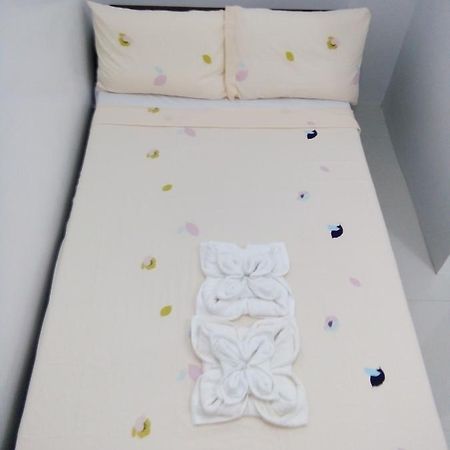 Chelle'S Apartelle - Inn Ель-Нідо Екстер'єр фото