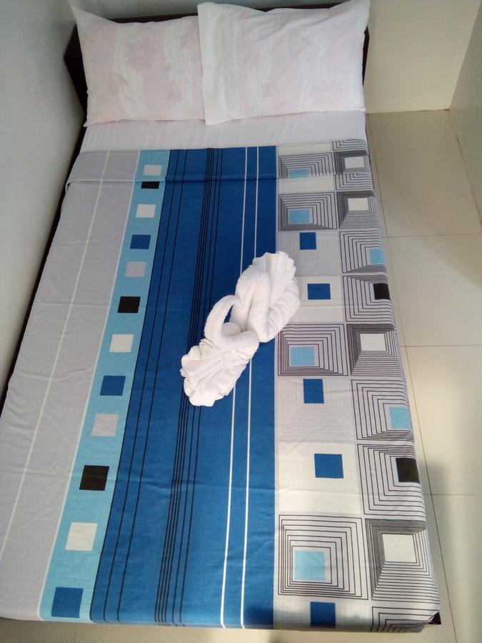 Chelle'S Apartelle - Inn Ель-Нідо Екстер'єр фото