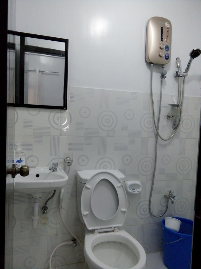 Chelle'S Apartelle - Inn Ель-Нідо Екстер'єр фото