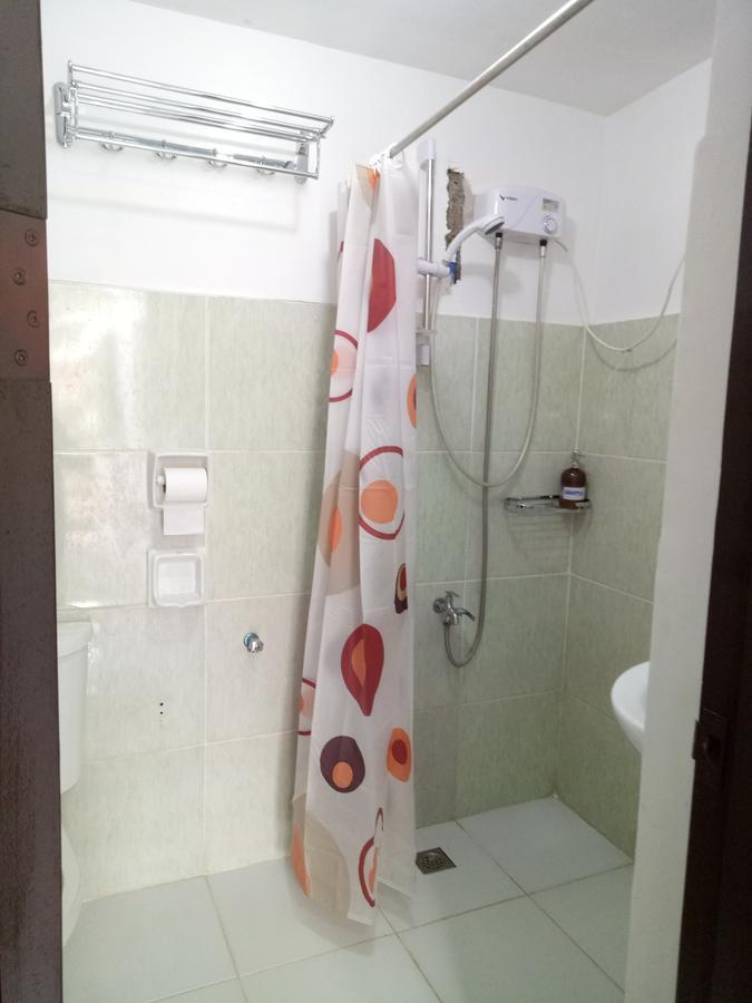 Chelle'S Apartelle - Inn Ель-Нідо Екстер'єр фото